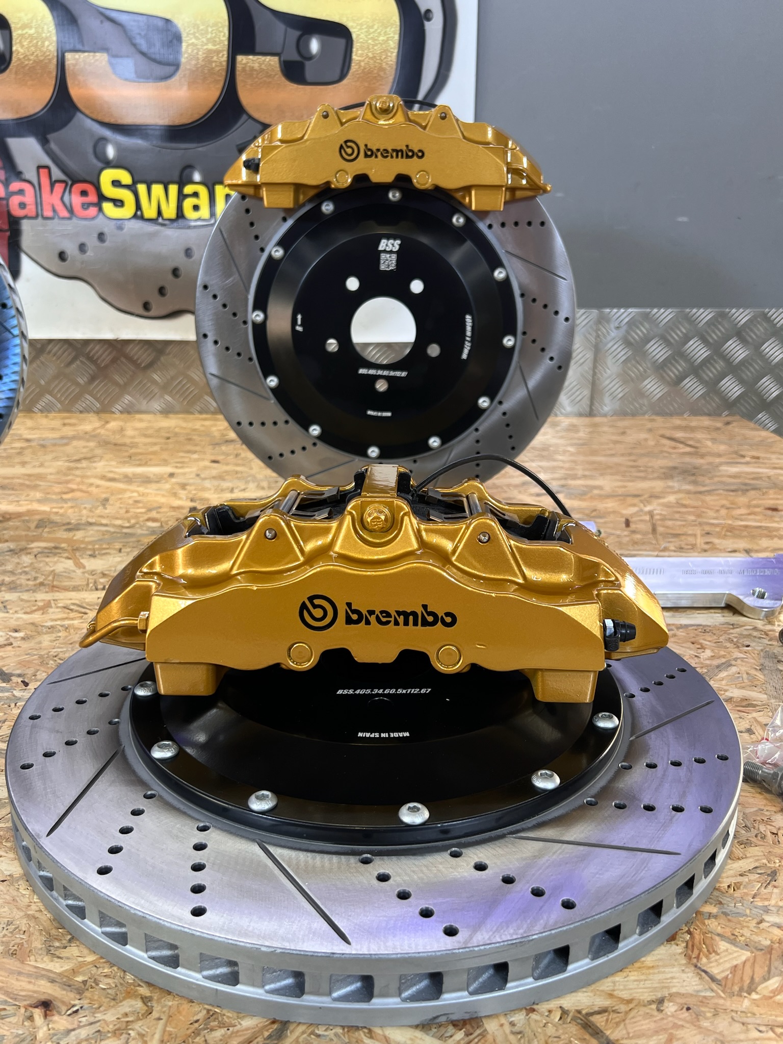 Kit de frenos grandes Brembo Gold de 6 pistones