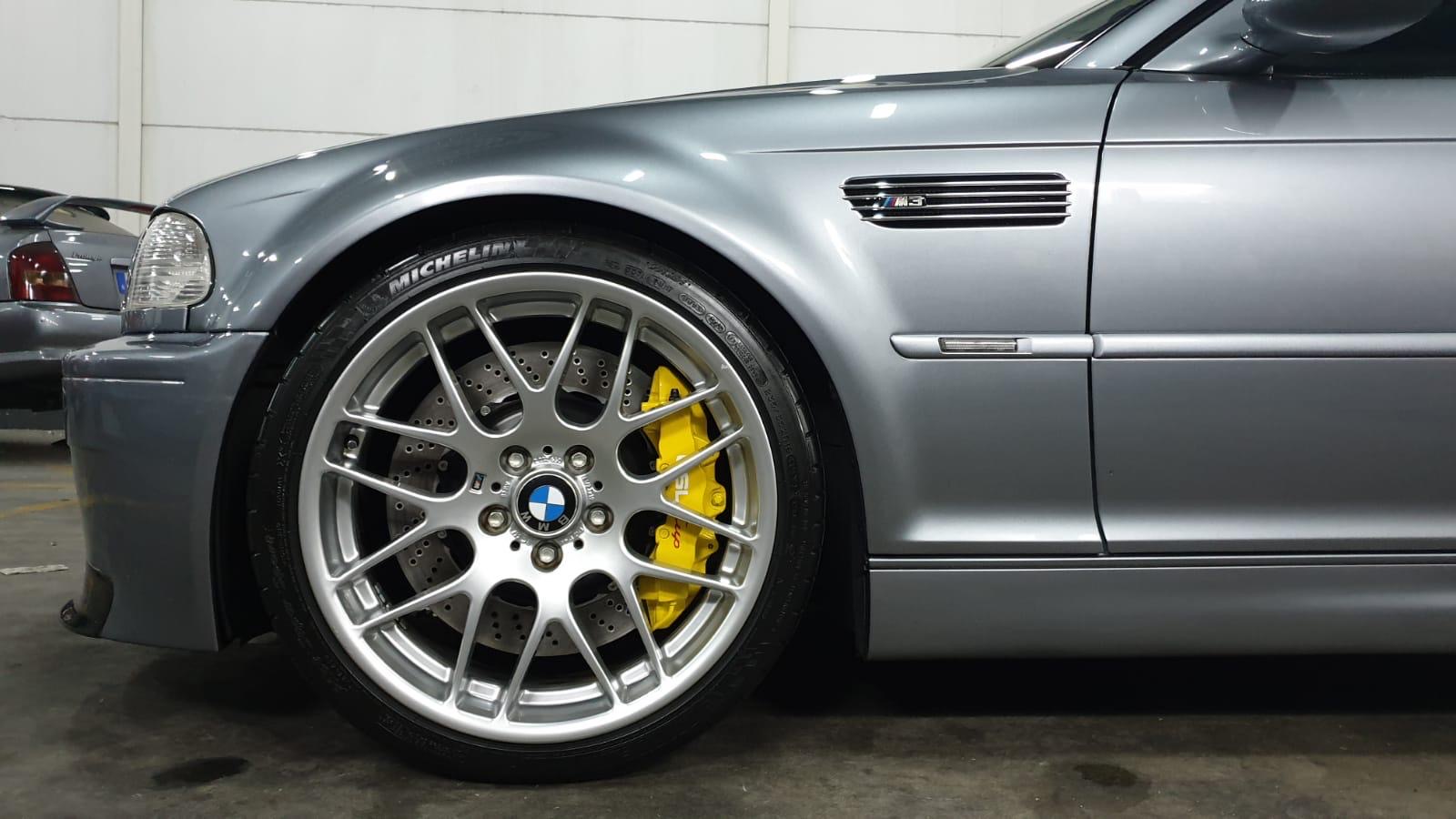 Kit de frenos Brembo Big Brake: pinza de 6 pistones para Mercedes C63 AMG